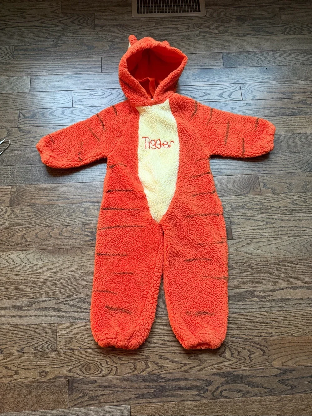 Disney Store Winnie the Pooh Tigger Halloween Kids Costume | Size 4T-6 | Fuzzy